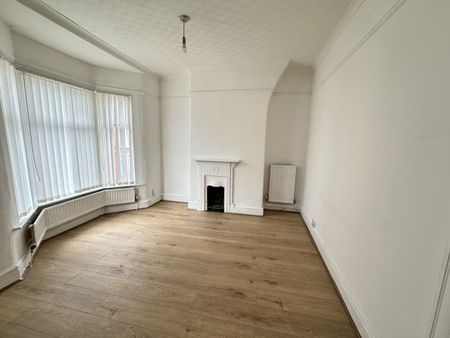 2 Bed Terraced House, Manningham Road, L4 - Photo 3