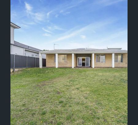 4 West Coast Drive, Marmion, WA 6020 - Photo 5