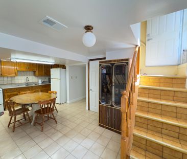 For Lease - 4 Fondy Court, Toronto, Ontario - Photo 6