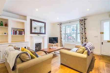 3 bedroom maisonette to rent - Photo 2