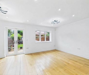 3 bedroom terraced house to rent - Photo 1