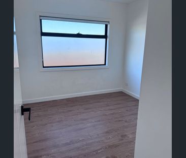 29 Farmington Road, Wyndham Vale, Vic 3024 - Photo 1