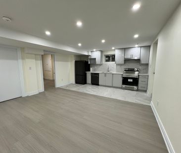 For Lease - 216 Wesmina Avenue, Whitchurch-Stouffville, Ontario - Photo 4