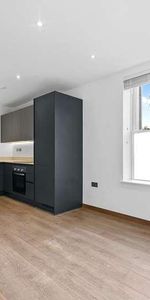 Ac Court, Harvest Lane, Thames Ditton, KT7 - Photo 3