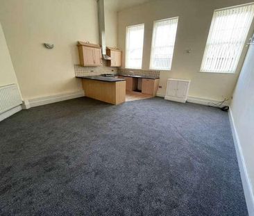 Beal Lane, Shaw, OL2 - Photo 1