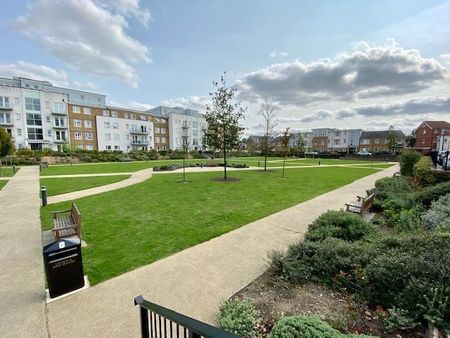 Heron Way, Maidenhead - Photo 5