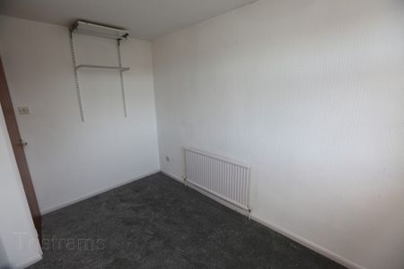 2 bed Semi-Detached House for Rent - Photo 5