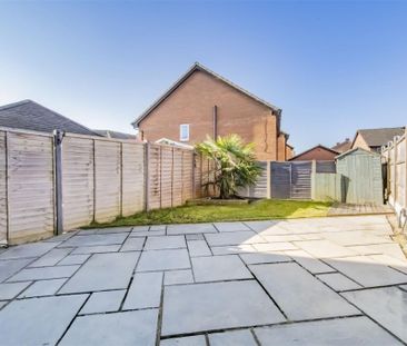 3 bed House - End Terrace To Let - Photo 1