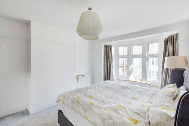 4 bedroom terraced house to rent - Photo 1