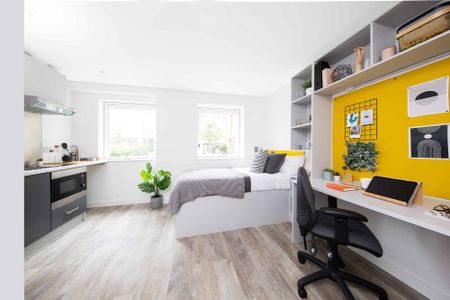 Silver Ensuite - Photo 5