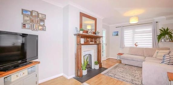 1 Bed Flat, Buccleuch St, EH8 - Photo 2