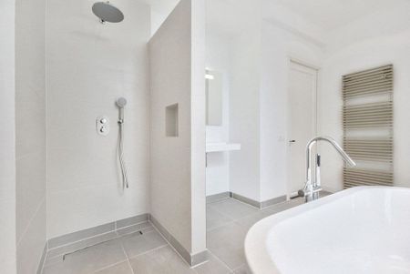 Appartement te huur: Pieter Cornelisz. Hooftstraat 133-3 1071 BS Amsterdam - Photo 3