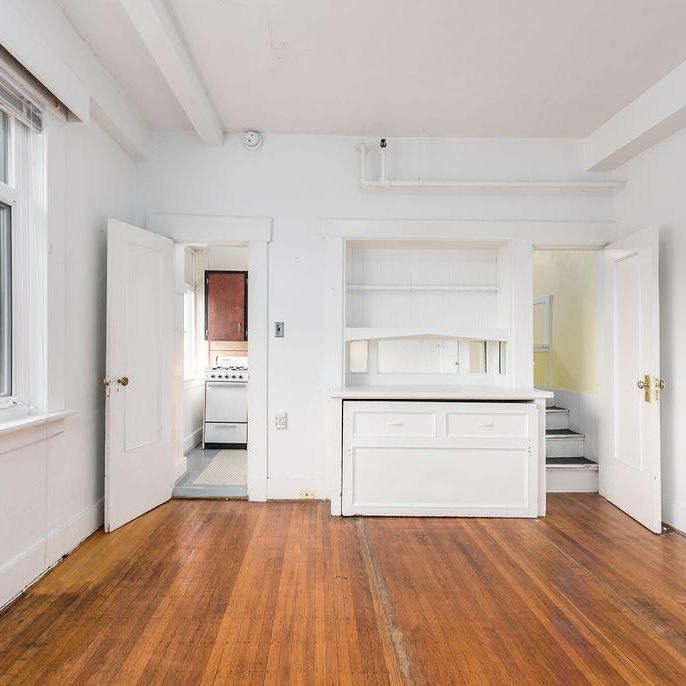 Strathmore Lodge Apartments - Photo 1