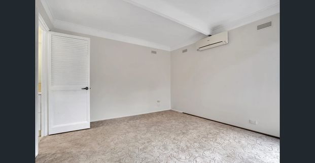 Splendidly renovated and irresistibly convenient - Photo 1