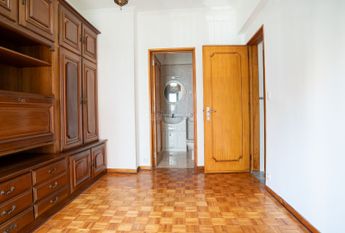 Apartamento T3 em Lisboa