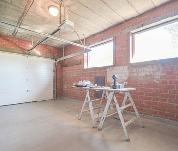 Aangename vrijstaande woning met drie slaapkamers in rustige omgeving. - Foto 2