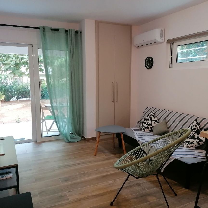 Studio/Γκαρσονιέρα για ενοικίαση Κέντρο Σαρωνίδας - παραλία (Σαρωνίδα) - Photo 1