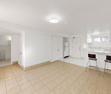 For Lease - 129 Melrose Street, Toronto, Ontario - Photo 6