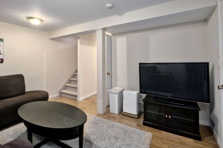 For Lease - 110 Kellies Way Unit# 6, Blue Mountains, Ontario - Photo 2