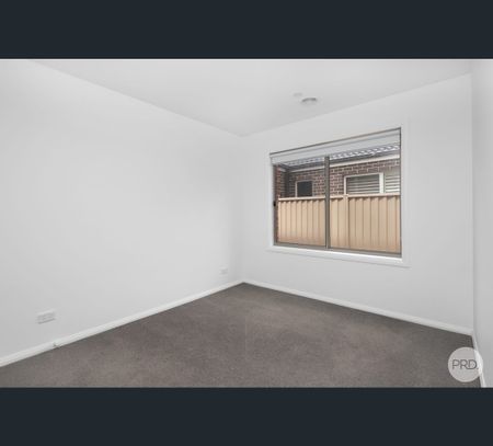 13 Monastery Drive, Wendouree, Vic 3355 - Photo 3