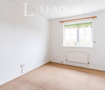 2 bedroom house to rent Silver Birch Drive, Bognor Regis, PO22 - Photo 2