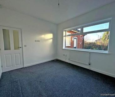 2 bedroom property to rent in Oldham - Photo 3