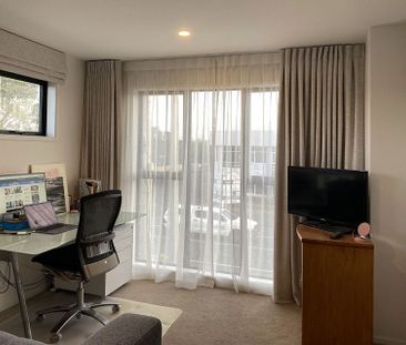 Sunny End Townhouse | 2 Bed | Unbeatable commute - Photo 1