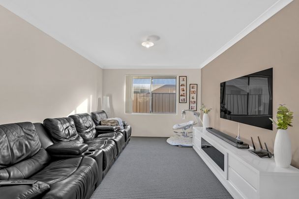 18 Quartz Drive - Photo 1