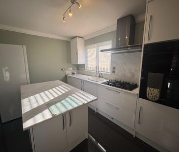 3 bedroom detached house to rent - Photo 6