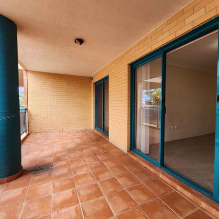 Modern One-Bedroom Apartment in Prime Burwood Location - Photo 4