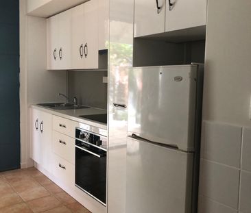 15/2 Beach Road, 4740, Dolphin Heads - Photo 1