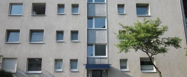 Ab sofort: Moderne 3-Zimmer-Erdgeschoss-Wohnung in Düsseldorf-Holthausen - Photo 1