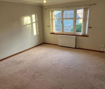 3 bedroom bungalow to rent - Photo 2