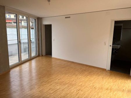 URGENT - Reprise de bail 1er Janvier, 2 560.- par mois - Photo 2