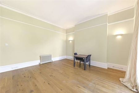 A recently decorated two double bedroom apartment with private terrace in Maida Vale. - Photo 3