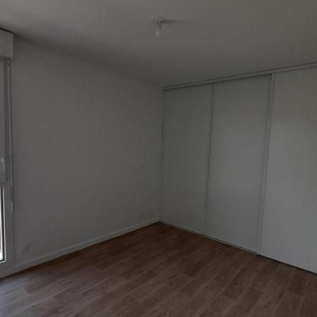 Location Appartement 2 pièces 44m² LORMONT 33310 - Photo 1