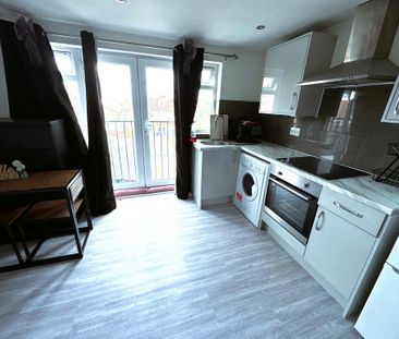 Studio to rent - Photo 5