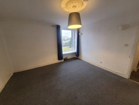 115 Strathmartine Road, Coldside, Dundee - Photo 2