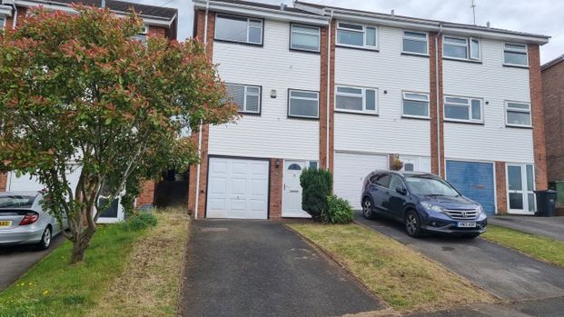 Lutley Drive, Pedmore, Stourbridge, DY9 - Photo 1