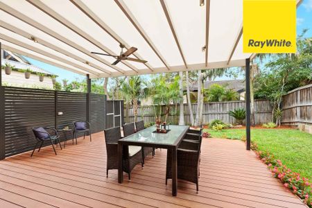 A Spacious, Charming Home In A Convenient Location - Photo 5