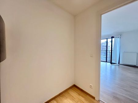 Appartement - à louer - Photo 4