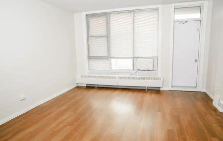 Park Towers — Two Bedroom - Photo 5