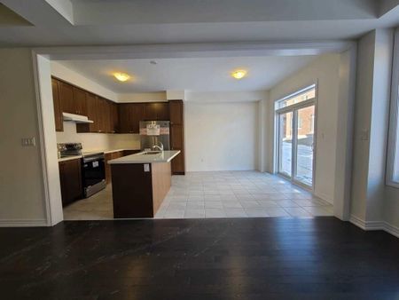 For Lease - 1125 Enchanted Crescent, Pickering, Ontario - Photo 5