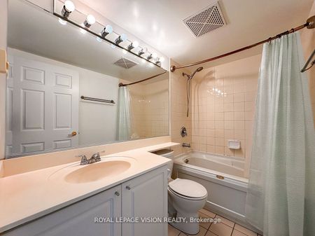 For Lease - 11 Lee Centre Drive Unit# 2106, Toronto, Ontario - Photo 4