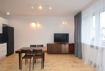 DO WYNAJĘCIA 2-POK MIESZKANIE ŚRÓDMIEŚCIE - Photo 2
