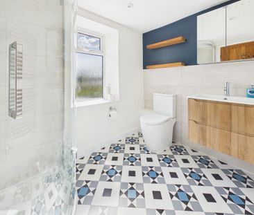 2 bedroom terraced house to rent - Photo 5