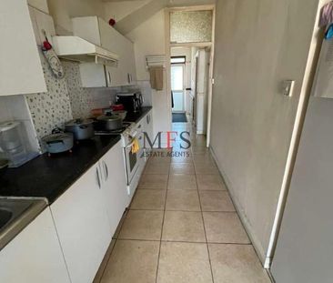 Derley Road, Southall, UB2 - Photo 1