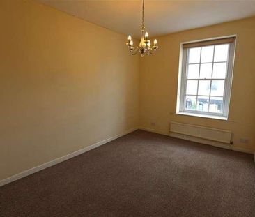 High Street, Cowbridge, CF71 - Photo 2