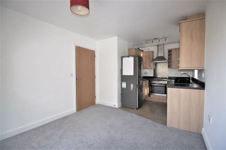 1 bed flat to rent in - Photo 4