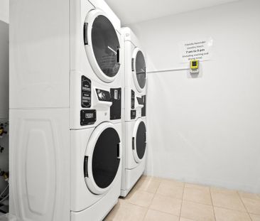 Furnished Studio Apartment - UTILITIES INCLUDED - Photo 4